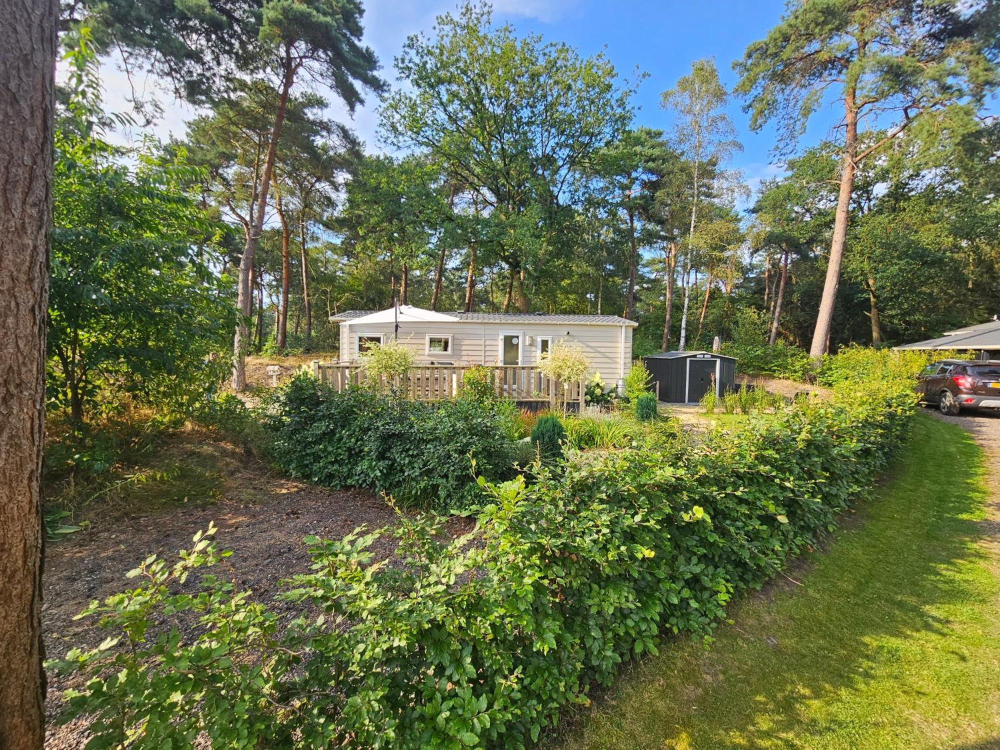 Luxe 4 Persoons Chalet Op 5 Sterren Camping Raalte Kültér fotó
